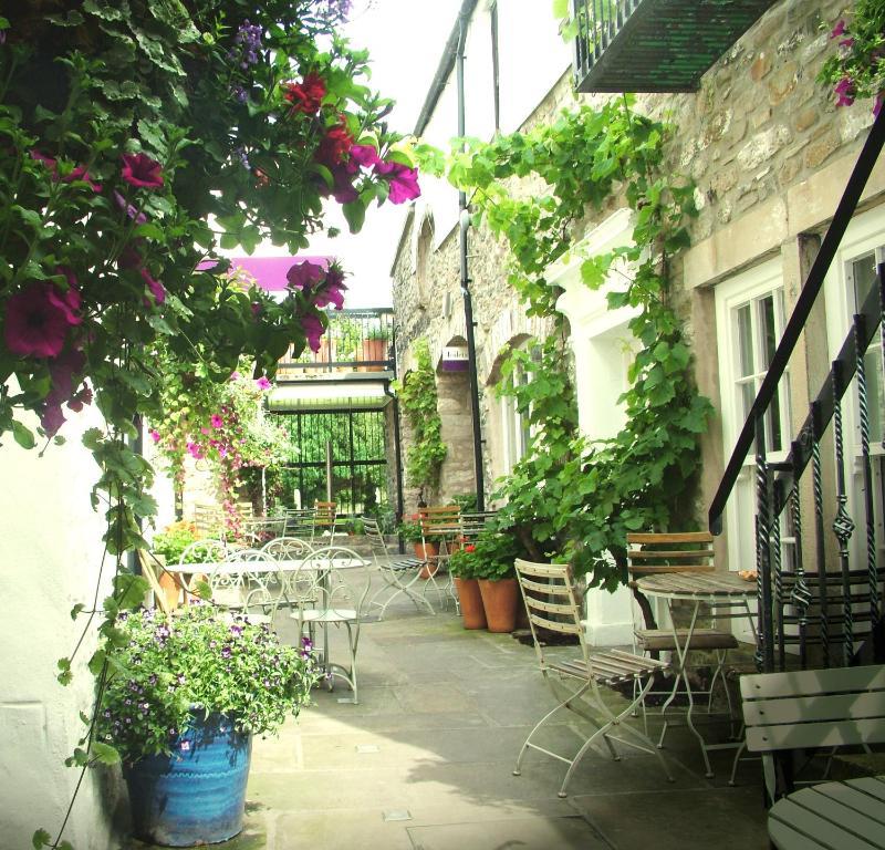 Plato'S Hotel Kirkby Lonsdale Exterior foto